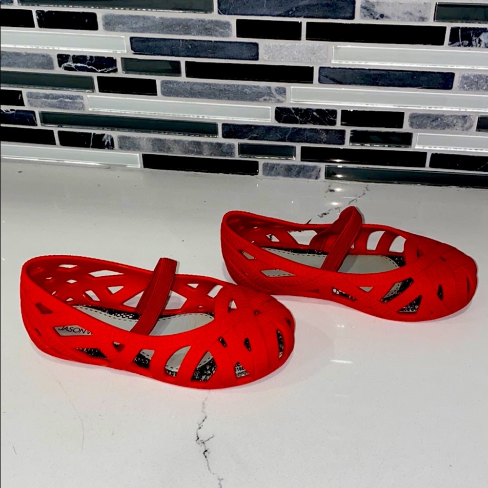 Red zig zag Mini Melissa- Jason Wu 9C